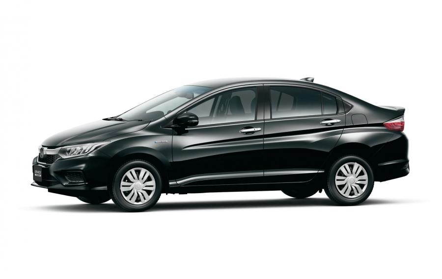  Honda Grace Hybrid 2017 года  (фото 3 из 11)